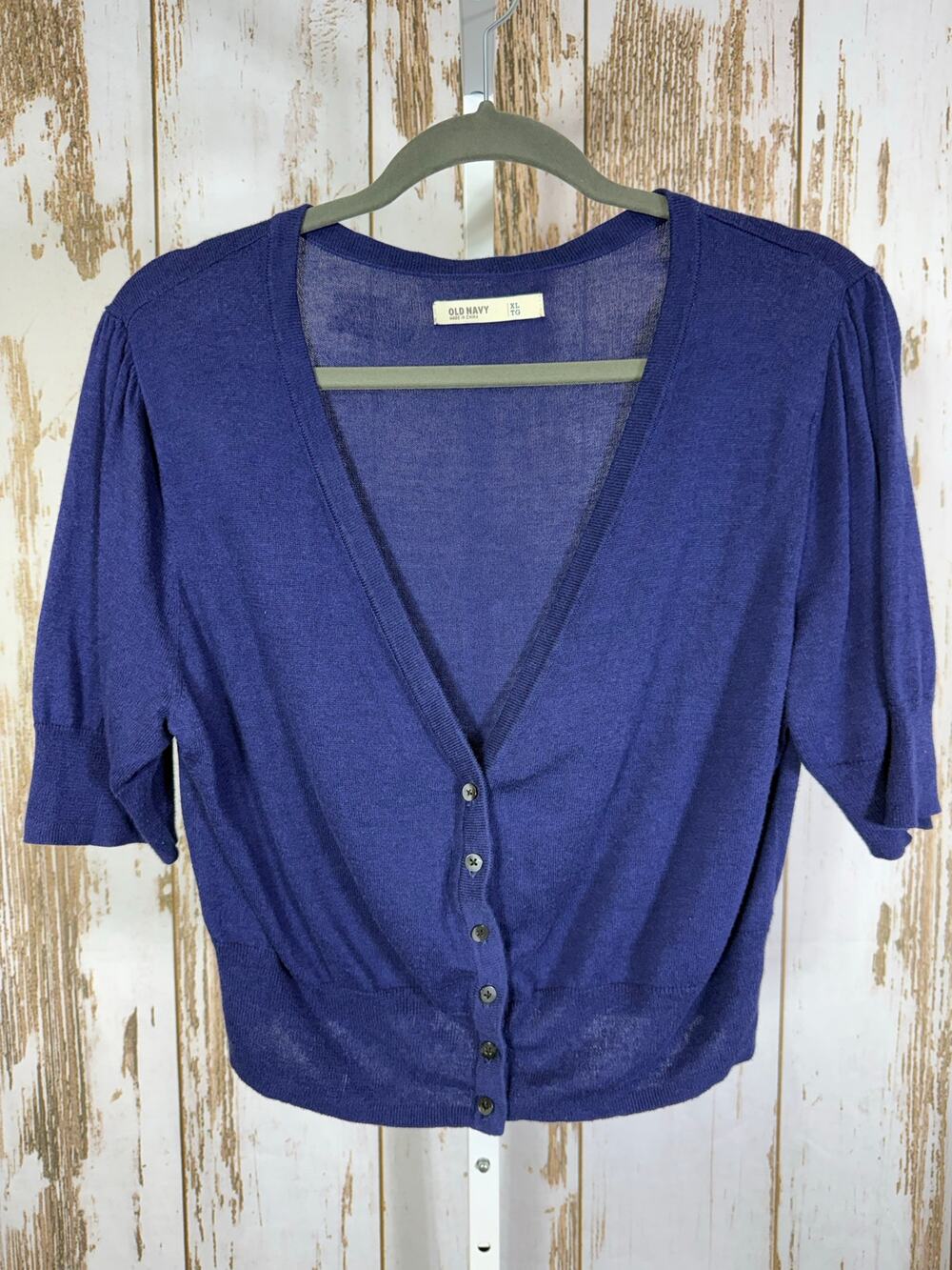 Old Navy, Navy Blue Cropped Cardigan Sweater. Size XL. Excellent condition!